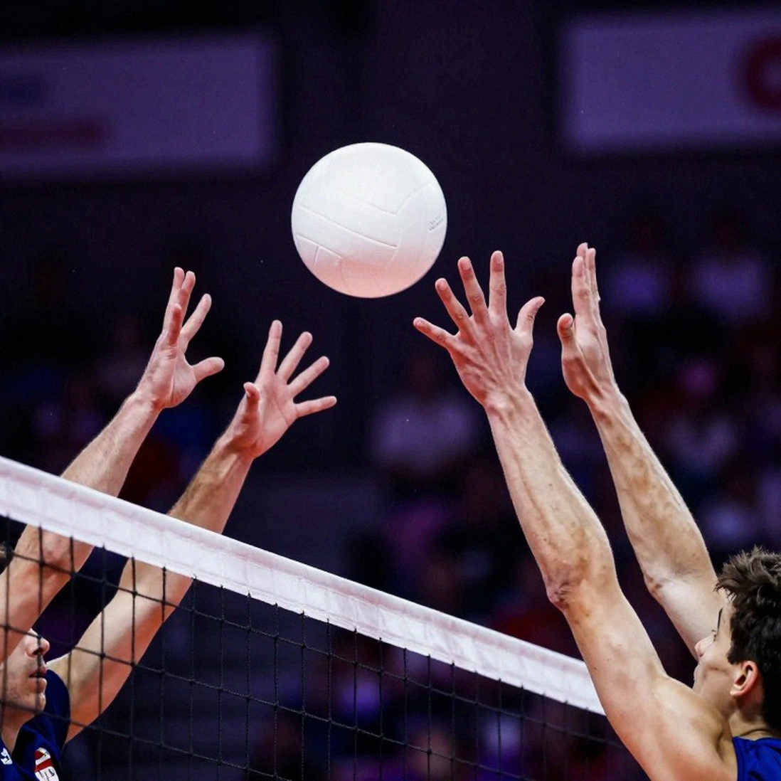 Nebraska quét Creighton 3-0: khán đài 15.405 người và phần dữ liệu bị bỏ quên Nebraska quét Creighton 3-0: khán đài 15.405 người và phần dữ liệu bị bỏ quên