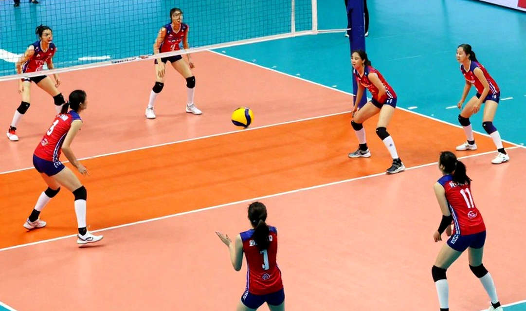 Nebraska quét Creighton 3-0: khán đài 15.405 người và phần dữ liệu bị bỏ quên Nebraska quét Creighton 3-0: khán đài 15.405 người và phần dữ liệu bị bỏ quên