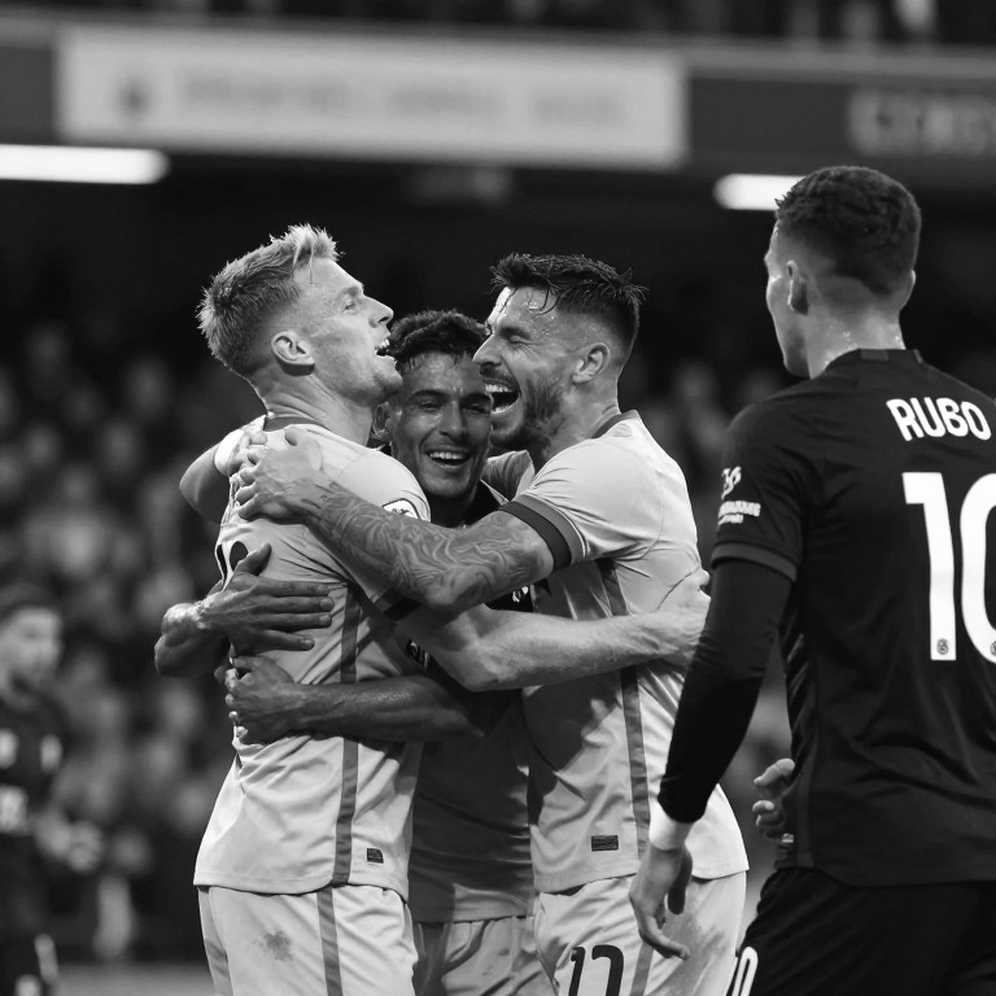 The Madrid Derby, Two Unshown Red Cards, and the Off-Beat Breathing of a Season