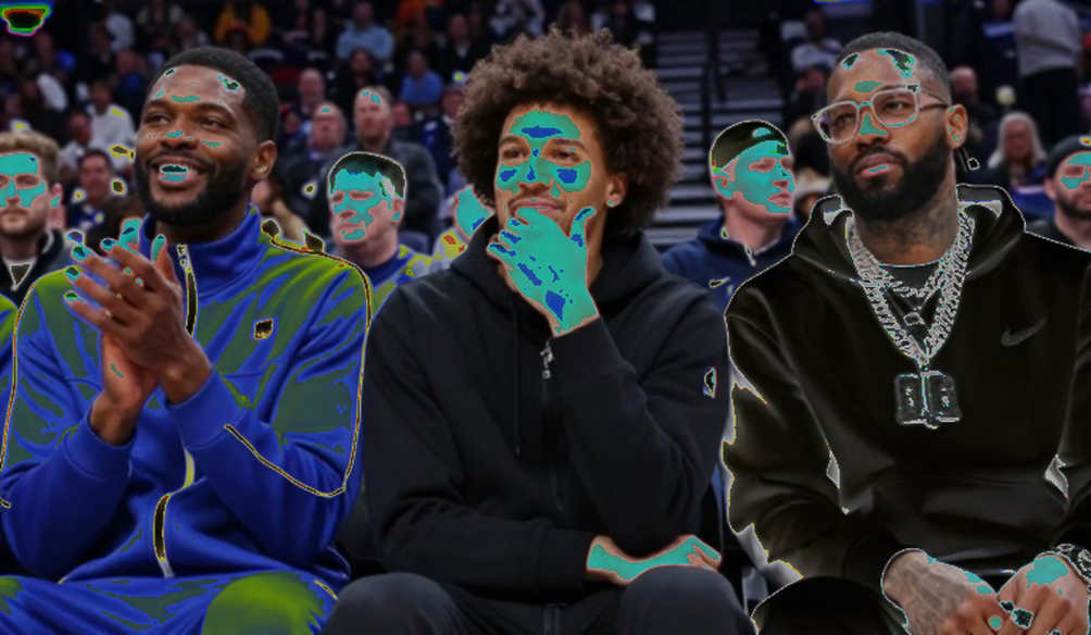 Enes Kanter Freedom đệ đơn kiện liên bang chống lại Chicago Sky: Khi chiếc áo thun 'Define a Woman' trở thành tâm điểm văn hóa