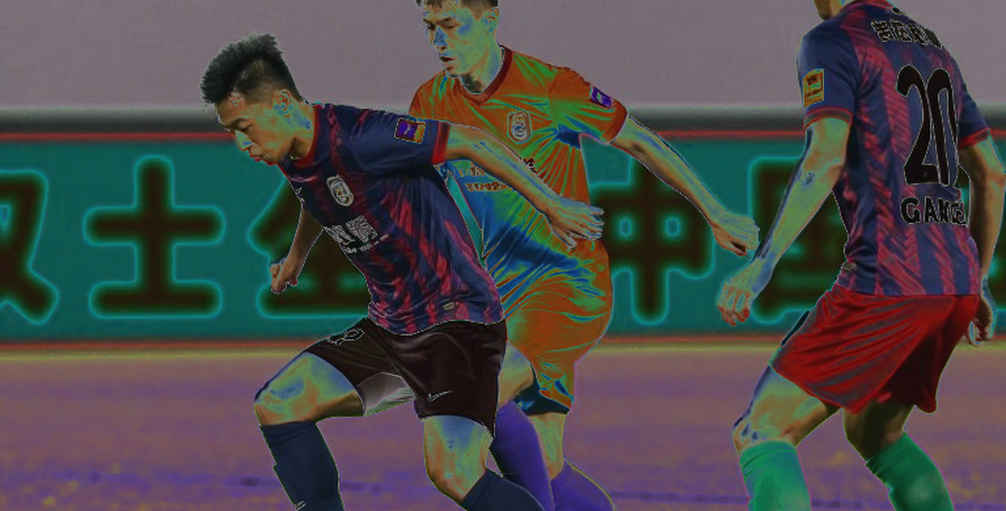Hai chiến thắng trong mười trận: đọc lại hồ sơ khủng hoảng ở Manchester United từ tầng trầm tích dưới cùng