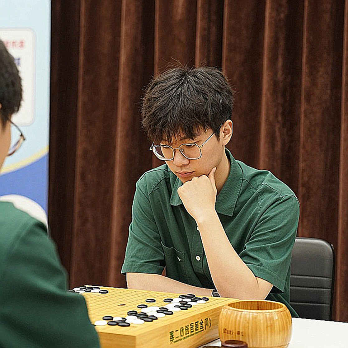 Lá phiếu Samarkand ngày 26/9: Rosenstein hứa đưa Carlsen trở lại và bài toán xung đột lợi ích của FIDE