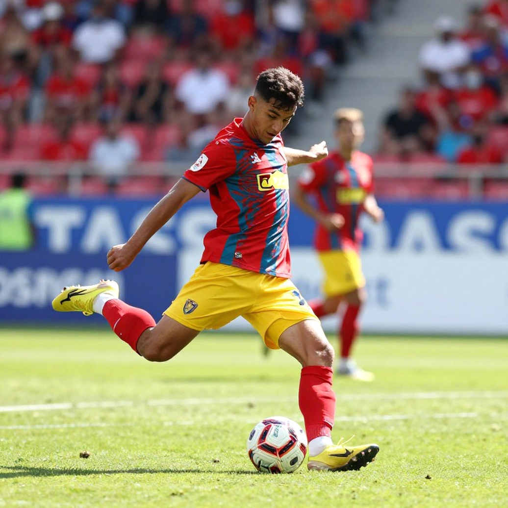 Chuyển nhượng V.League và chỉ số nợ không ai nhắc trên bản tin