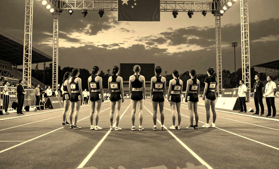 Bán marathon ở San Sebastián: tuổi 40, đường ướt và bài toán giá trị của một thành tích nghiệp dư