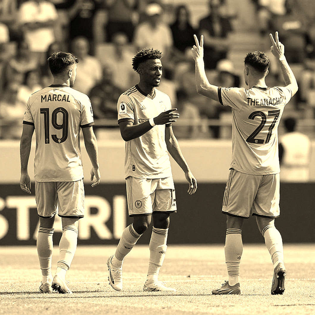 Chiếc ghế trống ở Al-Ahli Saudi: Quyền hạn bị lấy đi trước cả khi hợp đồng được ký
