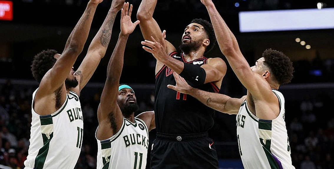 NBA mở màn mùa giải bằng bốn lối vào sân — và bốn lời đồn chưa có giấy tờ