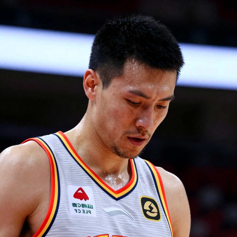 Kỳ chuyển nhượng NBA: Điều khoản hợp đồng quan trọng hơn tin đồn