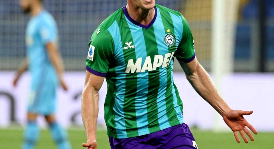 Xuan Son's Hamstring Injury and Vietnam's Striker Problem Before Thailand: A Match-Density Dossier Xuan Son's Hamstring Injury and Vietnam's Striker Problem Before Thailand: A Match-Density Dossier
