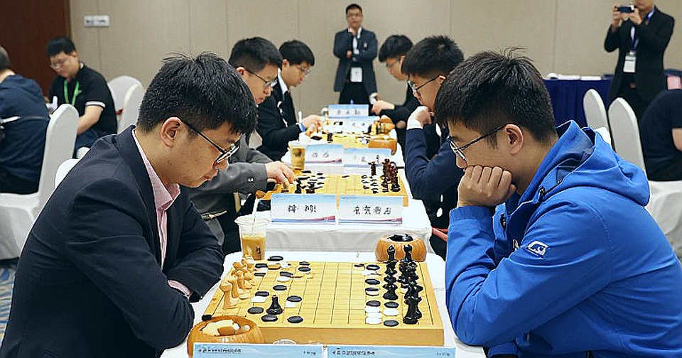 Liang hạ Niemann ở vòng một giải cờ vua Mỹ: một tiêu đề tin tức, không phải một ván cờ