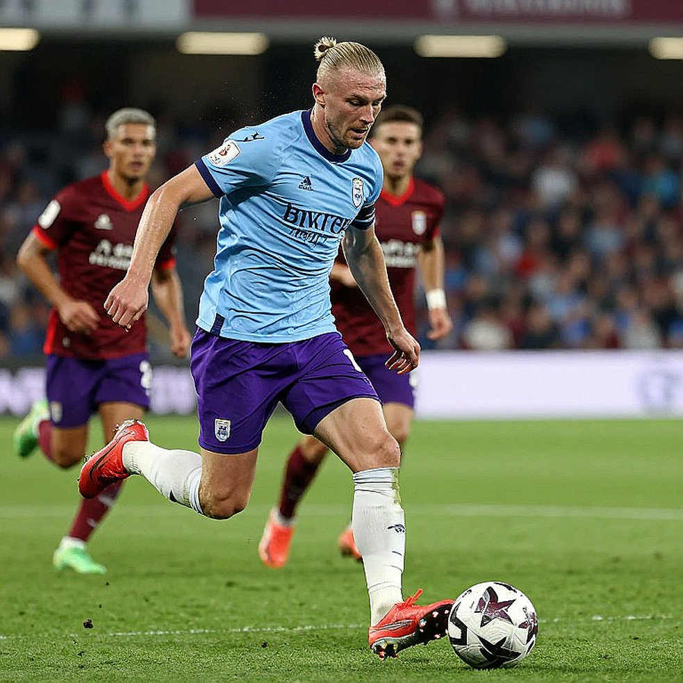 The Five-Substitution Rule and Minute 69: When the Bench Becomes a Tactical Front The Five-Substitution Rule and Minute 69: When the Bench Becomes a Tactical Front
