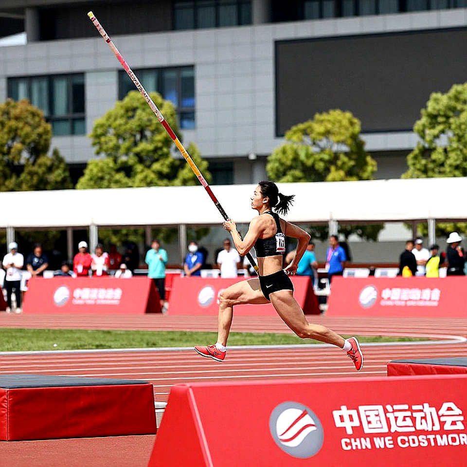 Amy Hunt và bài toán 22.16s: Khi đỉnh cao mùa hè gõ cửa mùa thu