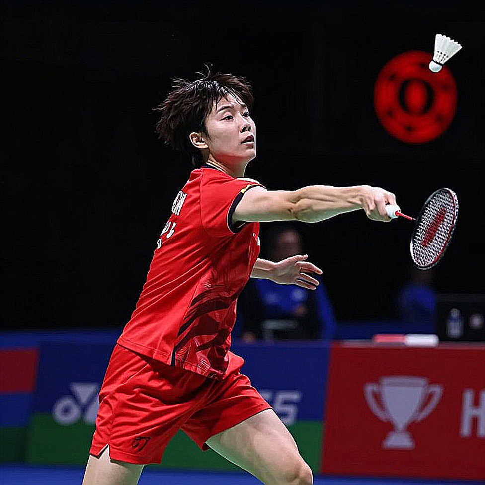 Alwi Farhan tập cùng Kento Momota trước Asian Games 2026: Đọc tín hiệu từ một buổi sparring